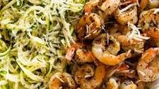 15 Minute Garlic Shrimp Zucchini Pasta