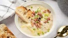 Boston clam chowder: la ricetta originale della zuppa americana