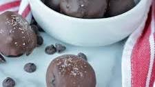 Easy Cocoa Date Truffles