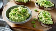 Edamame, Avocado & Goat’s Cheese Dip