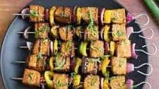 Grilled Tofu Kebabs (Vegan Skewers)