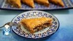 Le BAKLAVA - Pâtisserie croquante aux noix et aux amandes ...