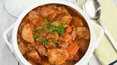 Low-FODMAP Slow-Cooker Beef and Potato Stew; Gluten-free