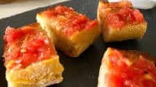 Pan Con Tomate Is An Easy Spanish Tapas