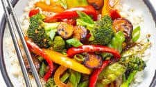 Stir Fry Vegetables (Quick & Easy!)