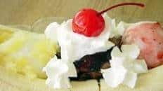 Traditional Banana Split