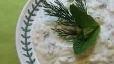 Tzatziki Sauce (Yogurt and Cucumber Dip)