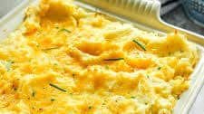 Cheesy Garlic Mashed Potatoes