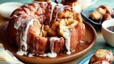 Cinnamon Roll Monkey Bread