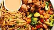 Easy Hibachi Chicken Recipe with Homemade Yum Yum Sauce