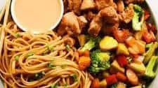 Easy Hibachi Chicken Recipe with Homemade Yum Yum Sauce