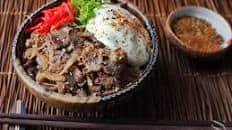 Gyudon (Japanese Simmered Beef and Rice Bowls)