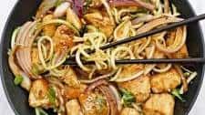 Kung Pao Chicken with Zucchini Noodles Recipe