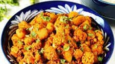 Aloo Gobi Recipe (Cauliflower Potato Curry)