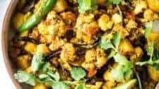 Aloo Gobi Recipe (Indian-Spiced Cauliflower & Potatoes)