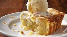 Apple pie with cheddar crust