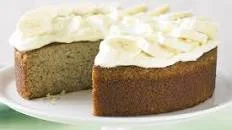 Banana cake with cream cheese frosting