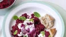 Beetroot hummus