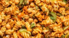 Buffalo Cauliflower Pasta Salad