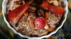 Bulgur pudding with fruit, nuts and honey Recipe