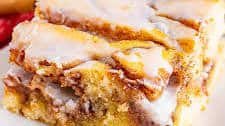 Cinnamon Roll Cake