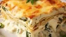 Creamy Chicken Alfredo Lasagna