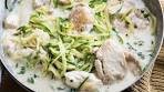 Creamy Chicken Alfredo w/ Zucchini Noodles - Creamy Zoodles!
