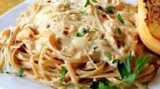 Creamy Linguine with Clam Sauce