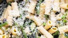 Creamy Rigatoni Primavera