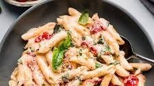 Creamy Sun Dried Tomato Pasta