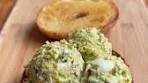 Delicious Egg & Avocado Bagel Recipe | Cooking & Lifestyle