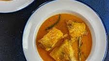 Doi Maach (Bengali Fish Curry cooked with plain curd)