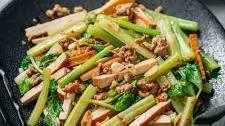 Dried Tofu and Celery Stir Fry (西芹炒香干)