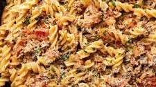 Easy Creamy Ground Beef Pasta