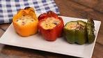 Egg stuffed bell peppers: the perfect breakfast idea!