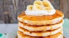 Fluffy Banana Pancakes