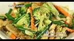 Garlic Vegetable Stir-fry: In the Kitchen with Maile