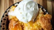 Gluten Free Peach Cobbler with Almond Flour