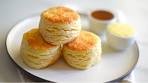 How to make FLUFFY BISCUITS | Quick and Easy Biscuits in ...