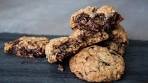 How to make Nutella Stuffed Oatmeal Chocolate Chip ...