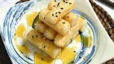 Korean Rice Cakes with Honey