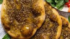 Lebanese Flatbread (Manoushe Zaatar)