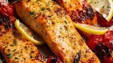 Lemon garlic salmon tray bake - easy & healthy!