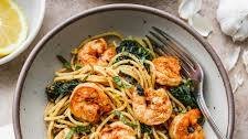 Lemon Garlic Shrimp Pasta With Spinach