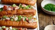 Lobster Rolls with Garlic Butter Buns