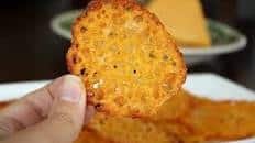 Low-Carb Snacks : Homemade Baked Cheese Crisps Recipe