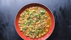 Pasta with Spicy Tomato-Lentil Sauce