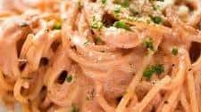 Pasta with Tomato Cream Sauce
