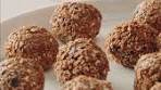 Peanut Butter Chocolate Protein Balls