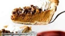 Pecan Praline Pumpkin Pie